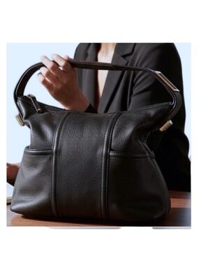 TIGNANELLO Large Hobo Style Black Pebbled Leather Shoulder Gold Tone Hardware